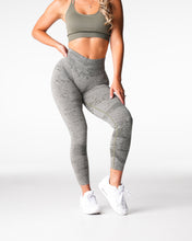 Load image into Gallery viewer, Khaki Green Digital Seamless Leggings