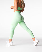 Load image into Gallery viewer, Pistachio Digital Seamless Leggings