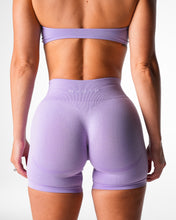 Load image into Gallery viewer, Lilac Mid Rise Contour Seamless Shorts