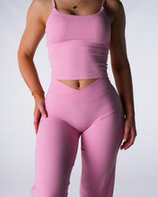 Load image into Gallery viewer, Guava Aera Straight Leg Pants