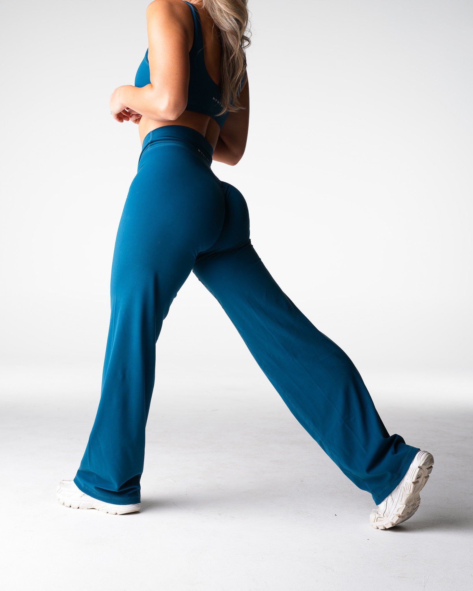 NVGTN Aera Straight Leg Pants - Nautical |