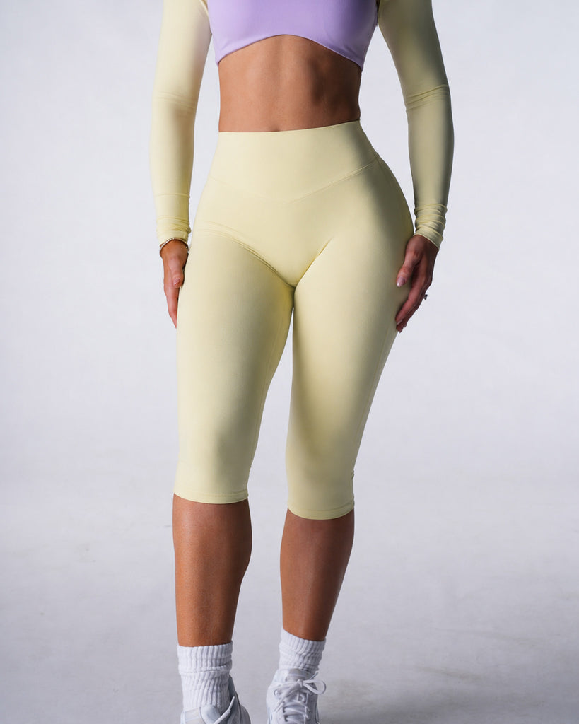 NVGTN AeraLite Capri Leggings - Limoncello |