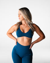 Load image into Gallery viewer, Nautical Edge Seamless Bra