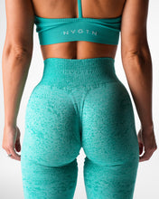 Load image into Gallery viewer, Turquoise Digital Seamless Leggings