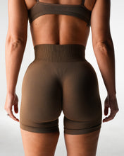 Load image into Gallery viewer, Dune Edge Seamless Shorts