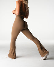 Load image into Gallery viewer, Dune Harmony Ribbed Seamless Flare Leggings