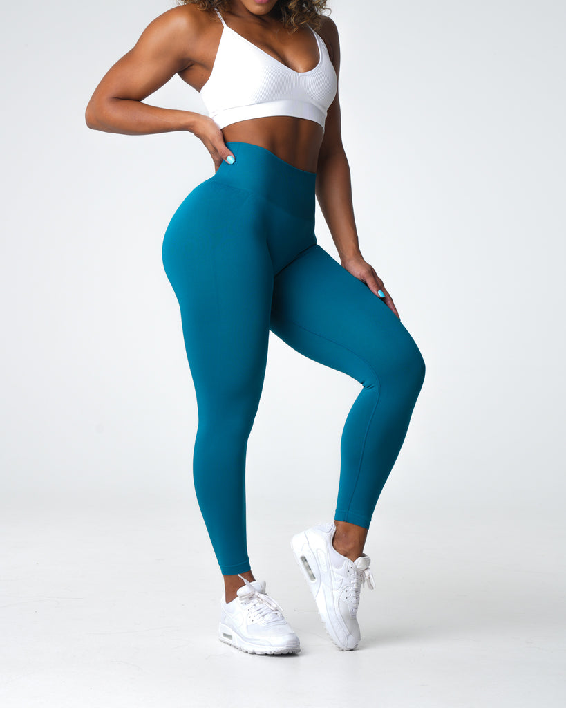 French Blue Solid Seamless Leggings