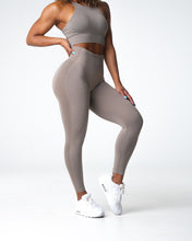 Load image into Gallery viewer, Taupe Performance Seamless Leggings
