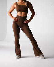 Load image into Gallery viewer, Hazelnut Harmony Ribbed Seamless Flare Leggings