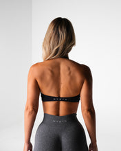 Load image into Gallery viewer, Black Stunner Seamless Halter Bra