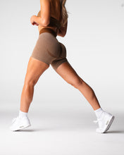 Load image into Gallery viewer, Mocha Knockout Seamless Shorts