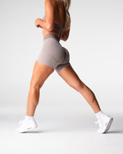 Load image into Gallery viewer, Taupe Knockout Seamless Shorts