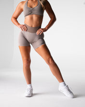 Load image into Gallery viewer, Taupe Knockout Seamless Shorts