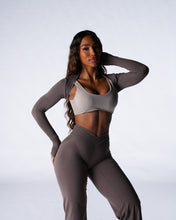 Load image into Gallery viewer, Dark Roast Solace Shrug