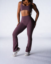 Load image into Gallery viewer, Velvet Port Aera Flare Pants