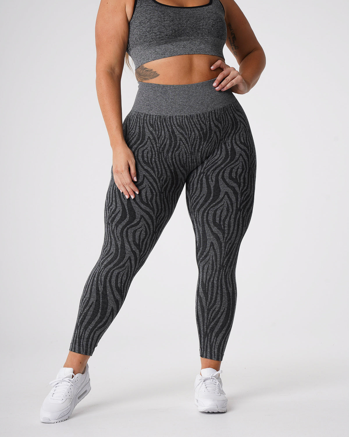 Black Speckled Zebra Seamless Leggings