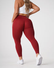 Load image into Gallery viewer, Carmine Solid Seamless Leggings