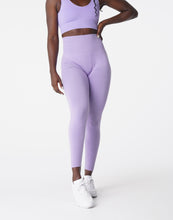 Load image into Gallery viewer, Lilac Curve Seamless Leggings