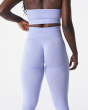 Load image into Gallery viewer, Periwinkle Curve Seamless Leggings