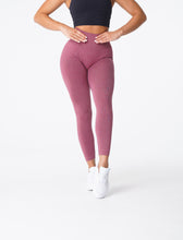 Load image into Gallery viewer, Maroon Curve Seamless Leggings