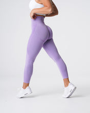 Load image into Gallery viewer, Lilac Contour Seamless Leggings