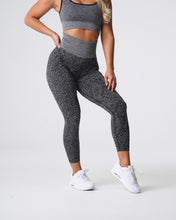 NVGTN Snakeskin Seamless Leggings - Black Speckled