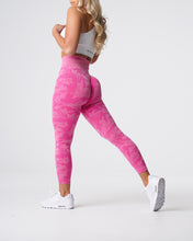 Load image into Gallery viewer, Bubble Gum Pink Camo Seamless Leggings