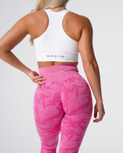 Load image into Gallery viewer, Bubble Gum Pink Camo Seamless Leggings