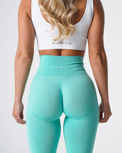 Load image into Gallery viewer, Mint Curve Seamless Leggings