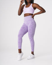 Load image into Gallery viewer, Lilac Camo Seamless Leggings
