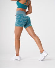 Load image into Gallery viewer, Teal Camo Seamless Shorts