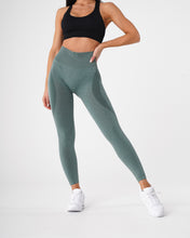 Load image into Gallery viewer, Forest Green Contour Seamless Leggings