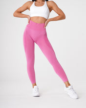 Load image into Gallery viewer, Bubble Gum Pink Contour Seamless Leggings